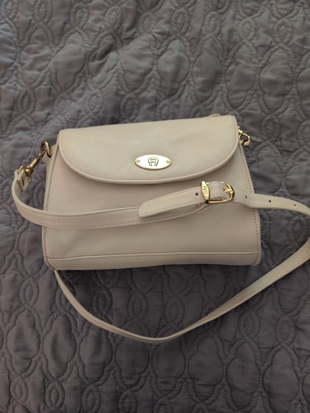 Vintage Etienne Aigner Cream Leather Shoulder Bag with Gold Accent Hardware